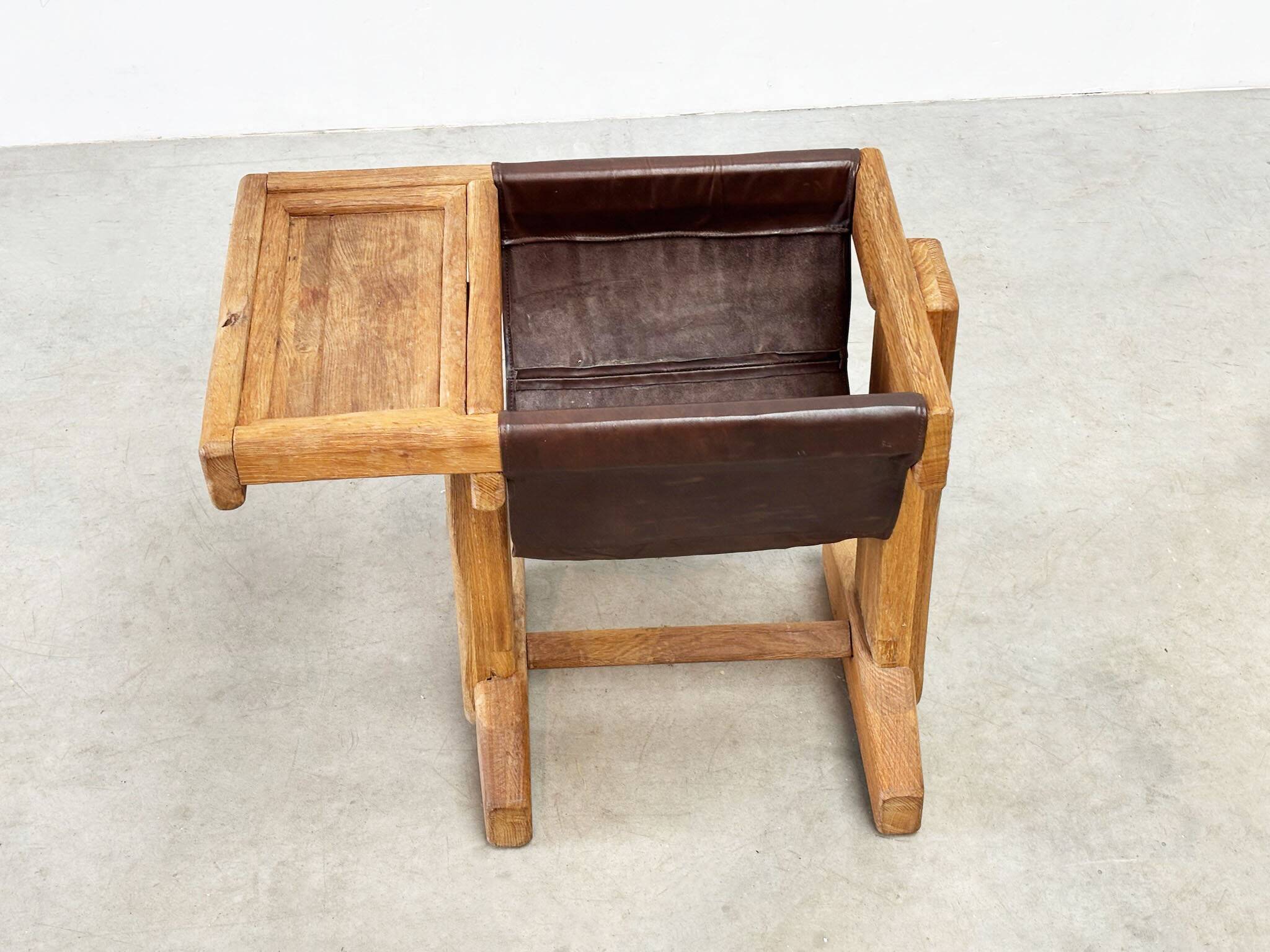 Table d'appoint française des années 1960