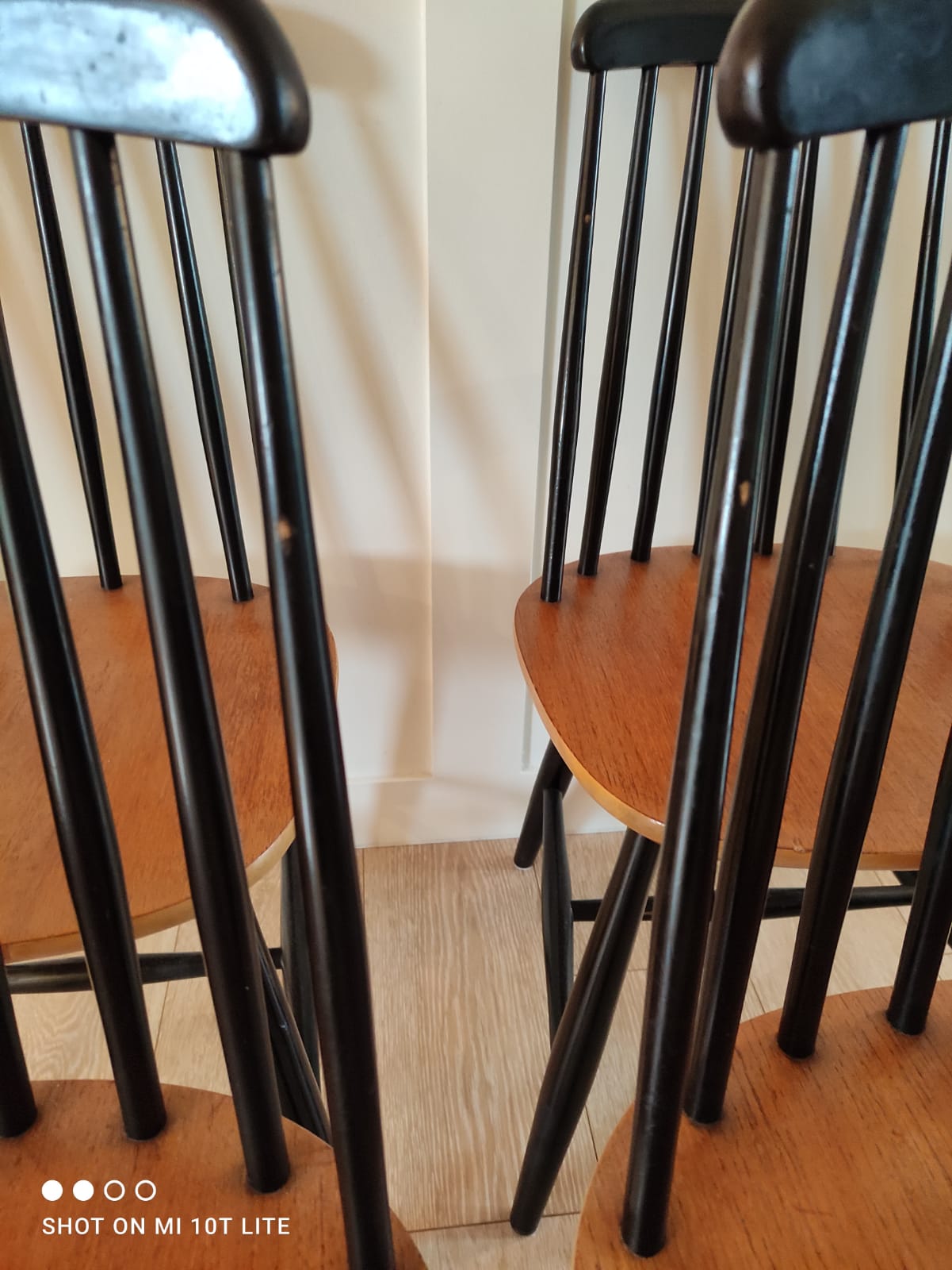 Ensemble de 4 chaises scandinaves