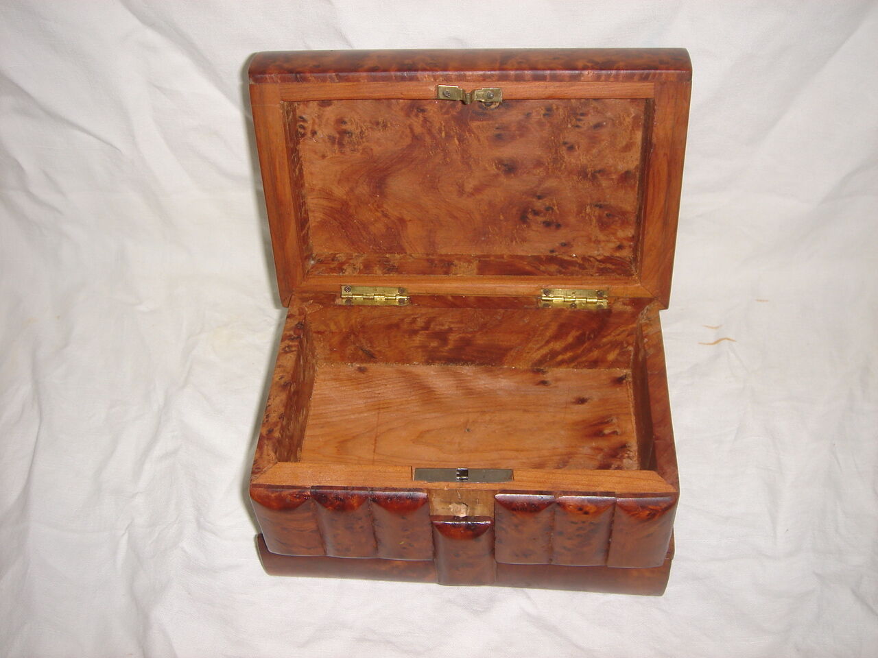 Secret magnifying glass box, 1970