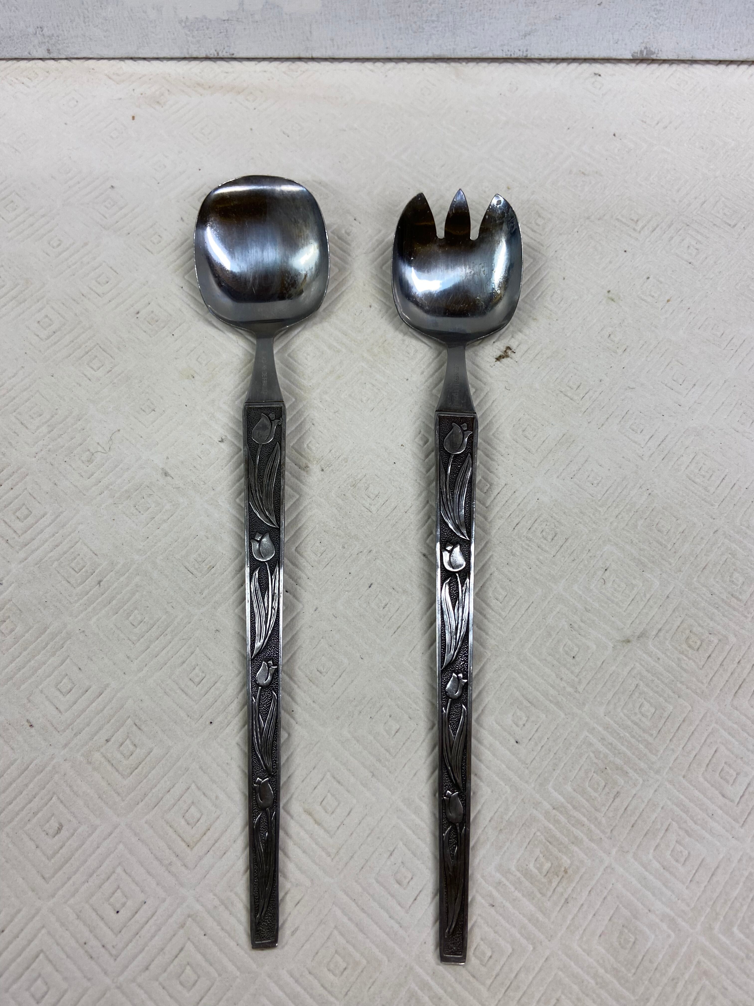 Old salad cutlery