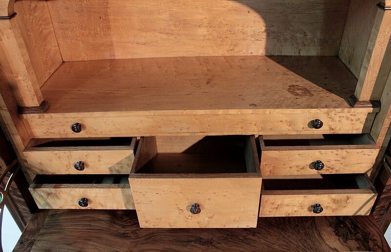 Secretary Louis Philippe in walnut, XIX