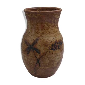 Vase en grès artisanal