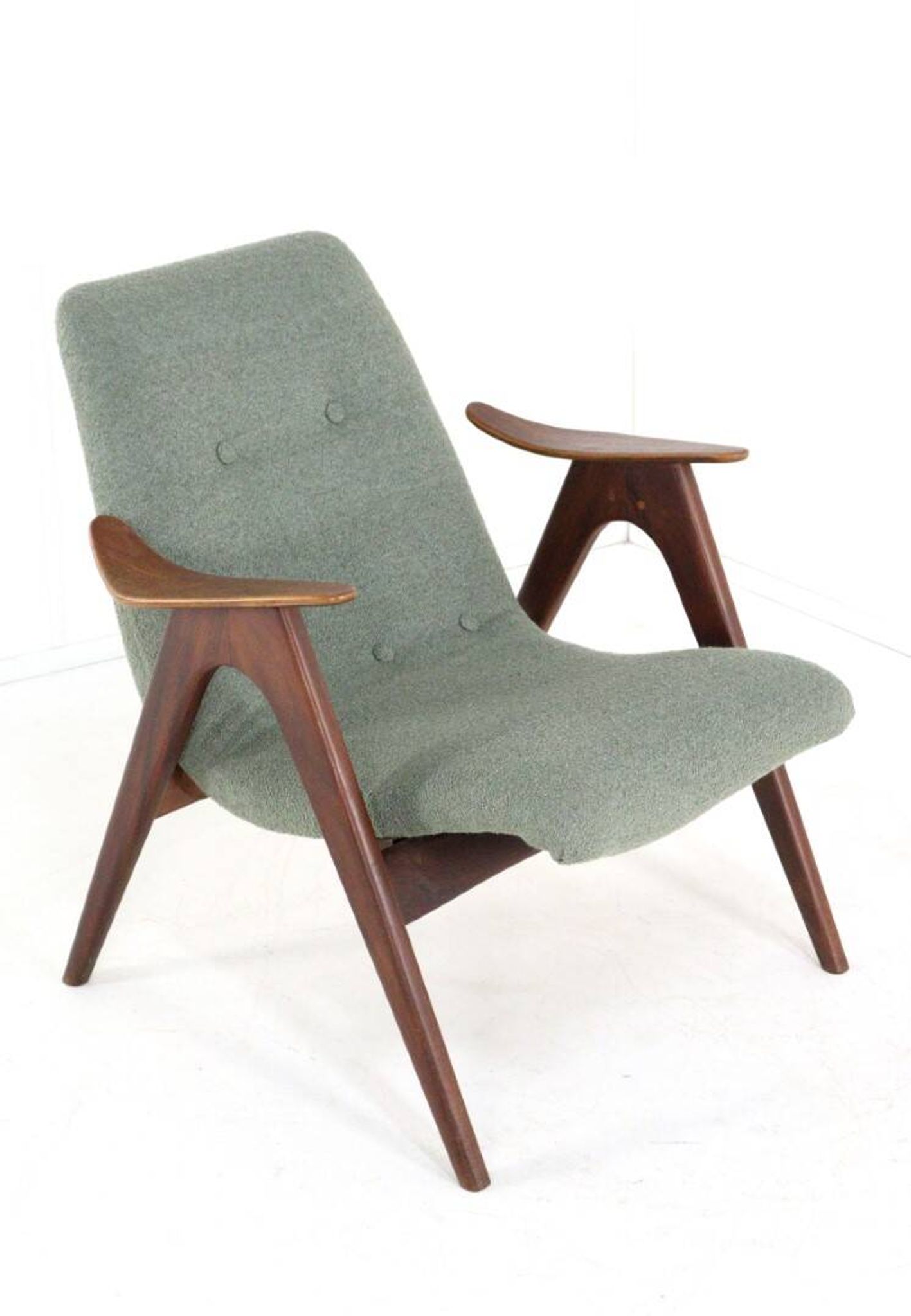 Fauteuil Wébé modèle dames de Louis van teeffelen