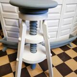 Bar with 4 stools to screw