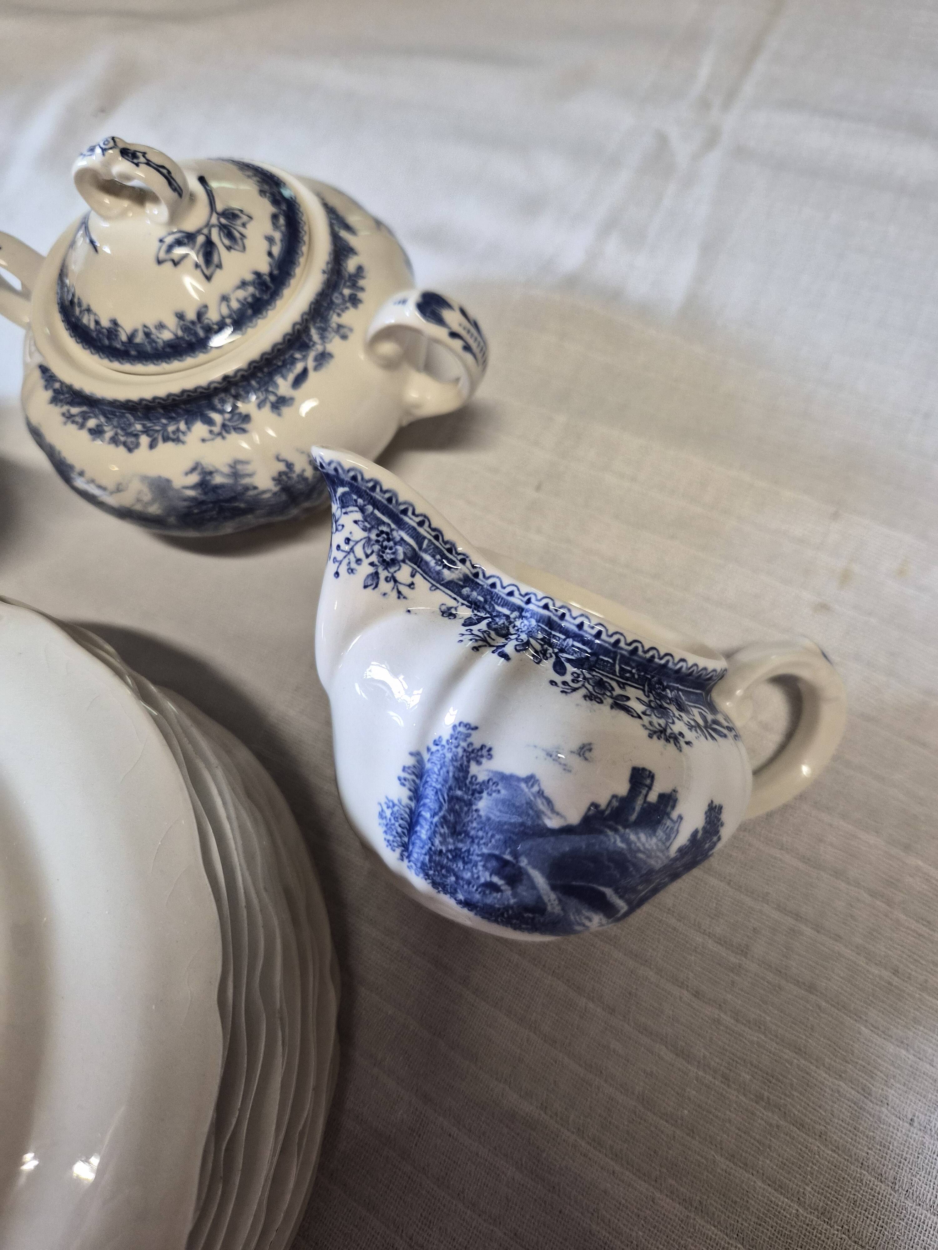 Tea/Coffee table service Villeroy and Boch Burgenland 40 pieces