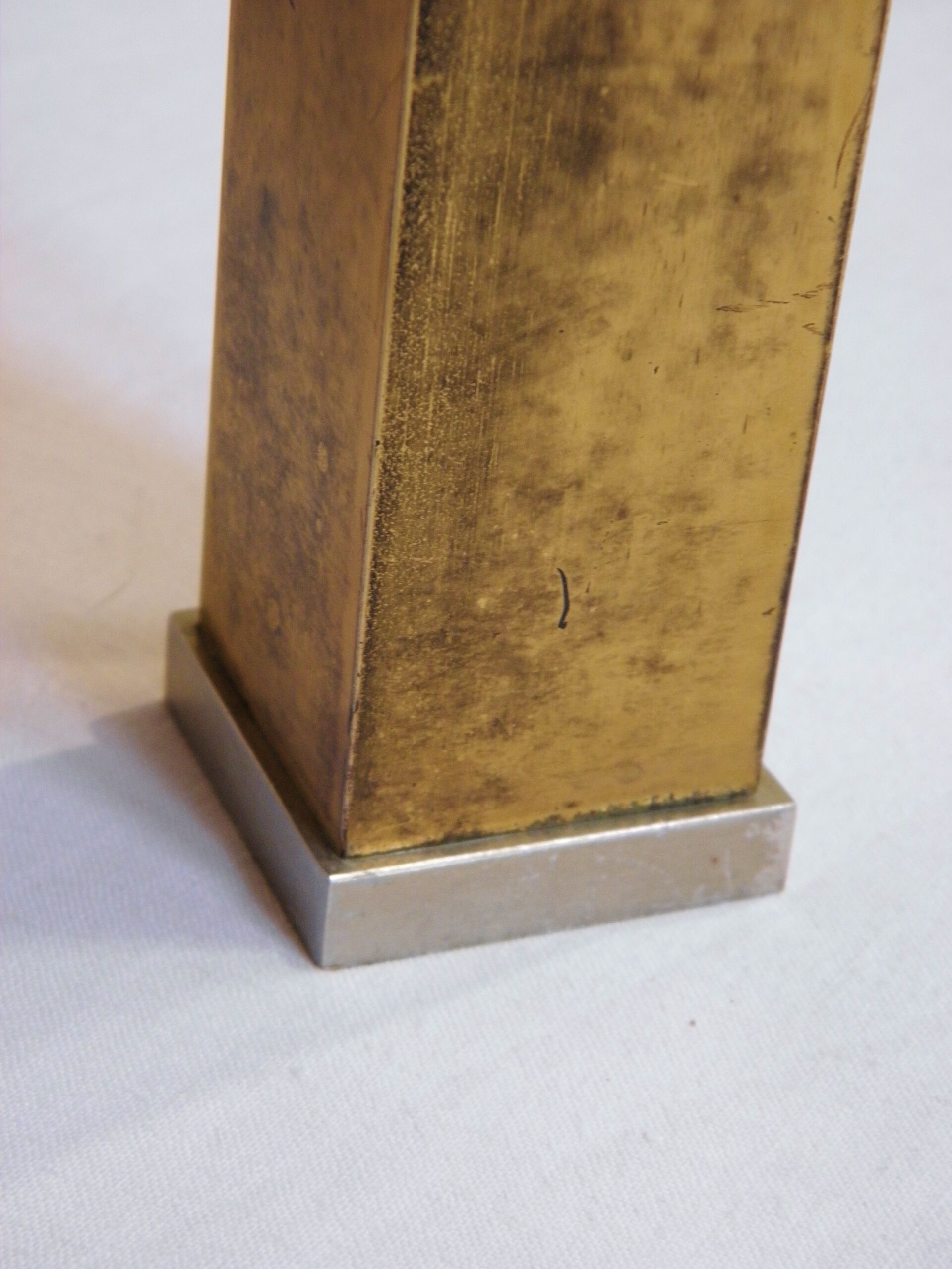 Low table in brass and glass 1970s