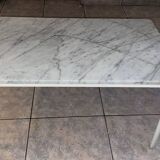 White marble base table