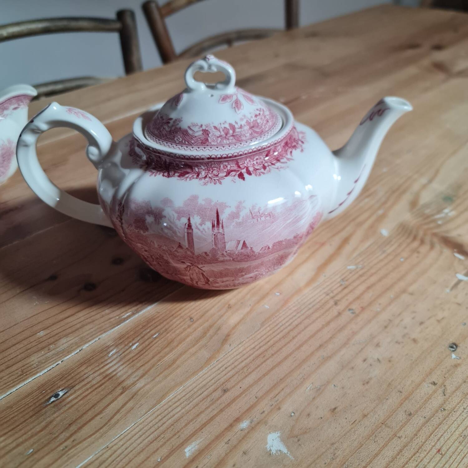 Villeroy & Boch Burgenland teapot and milk jug set