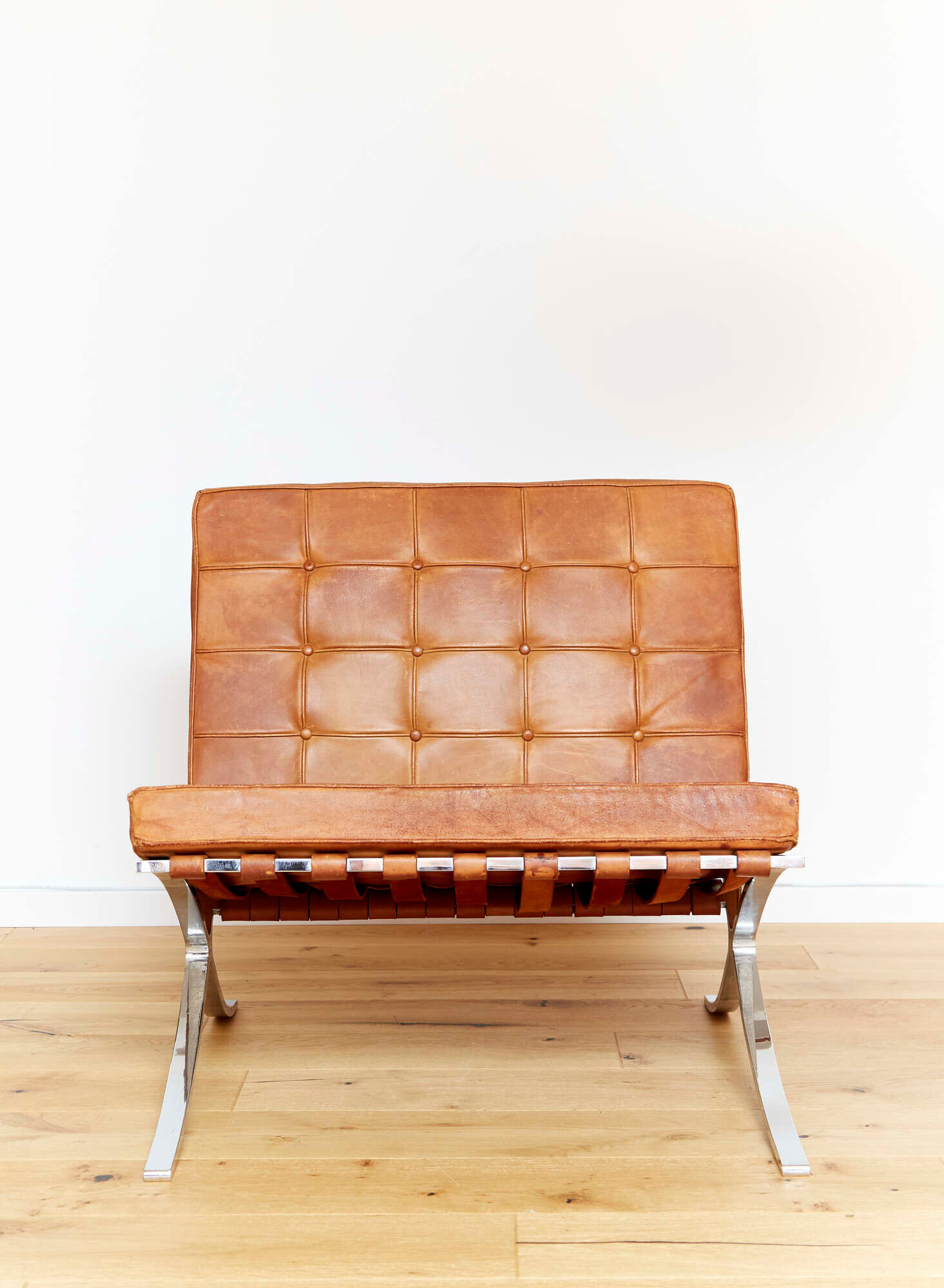 Ludwig Mies van der Rohe MR90 Barcelona armchair