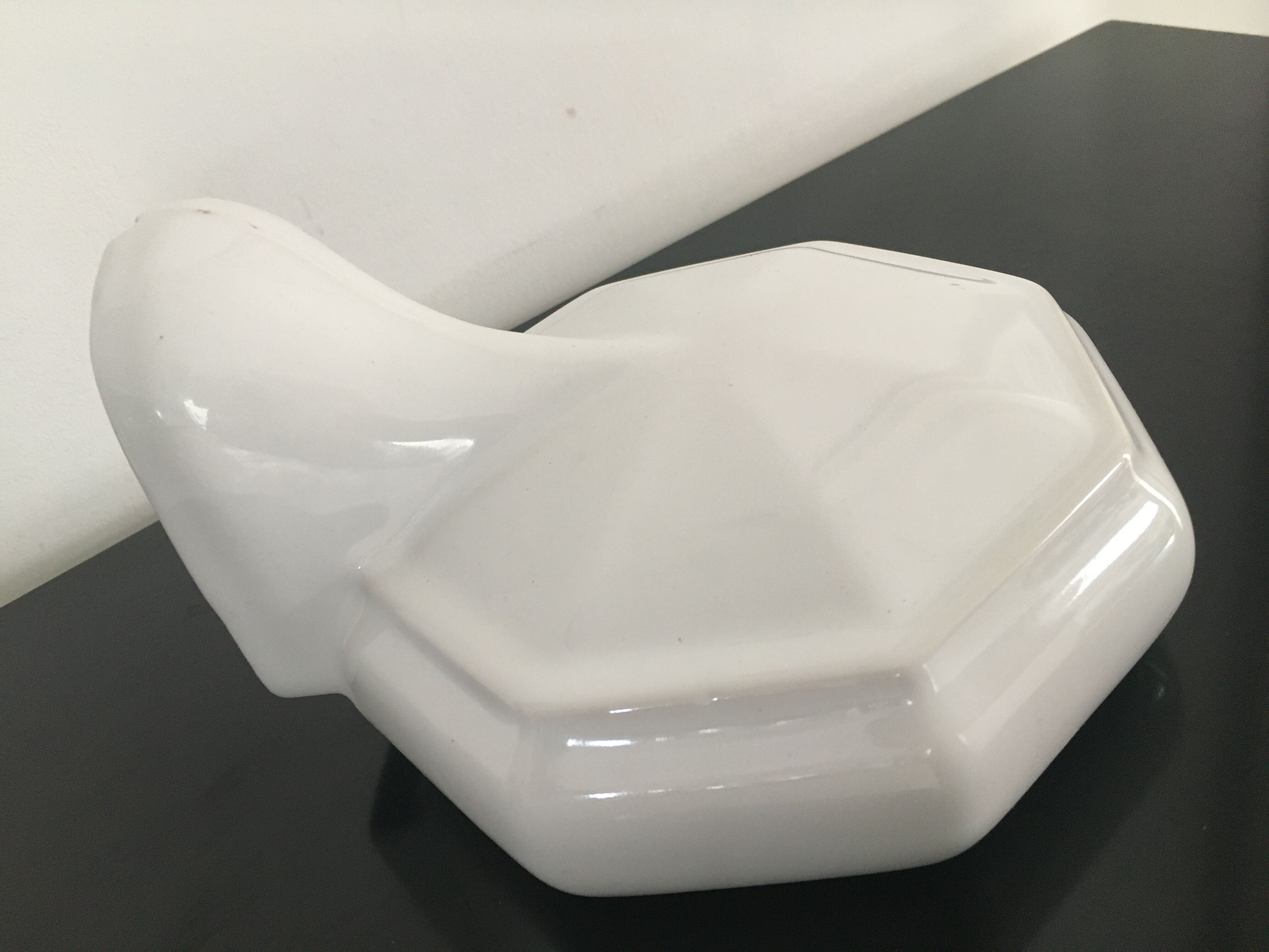 Sconce in white earthenware