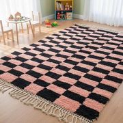 Authentic traditional handmade Berber rug size 150/250 cm