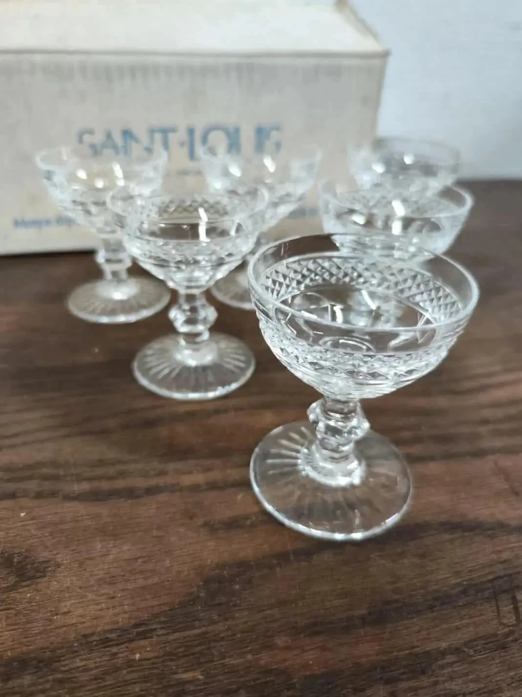 Set of 6 crystal digestif glasses from Saint Louis Trianon.