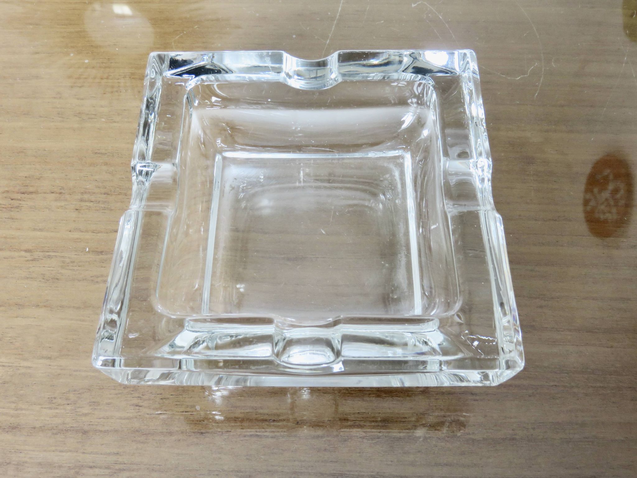 Grand cendrier de table en cristal, France, années 70