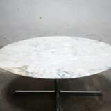 Vintage oval marble table published by Roche Bobois