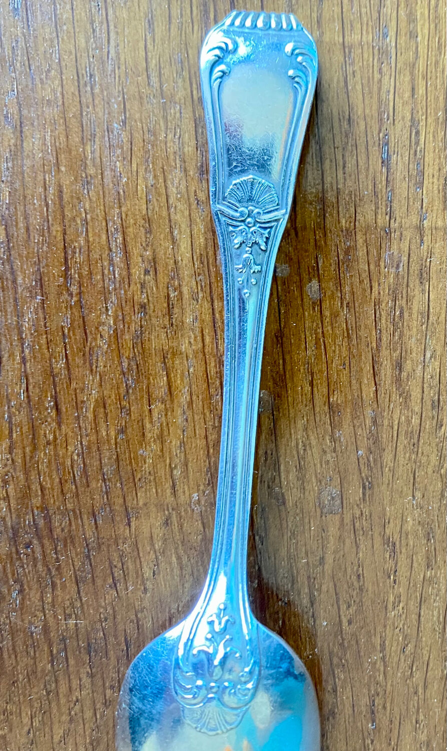 Empire style silver metal teaspoons or coffee
