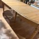 Table ovale en merisier naturel