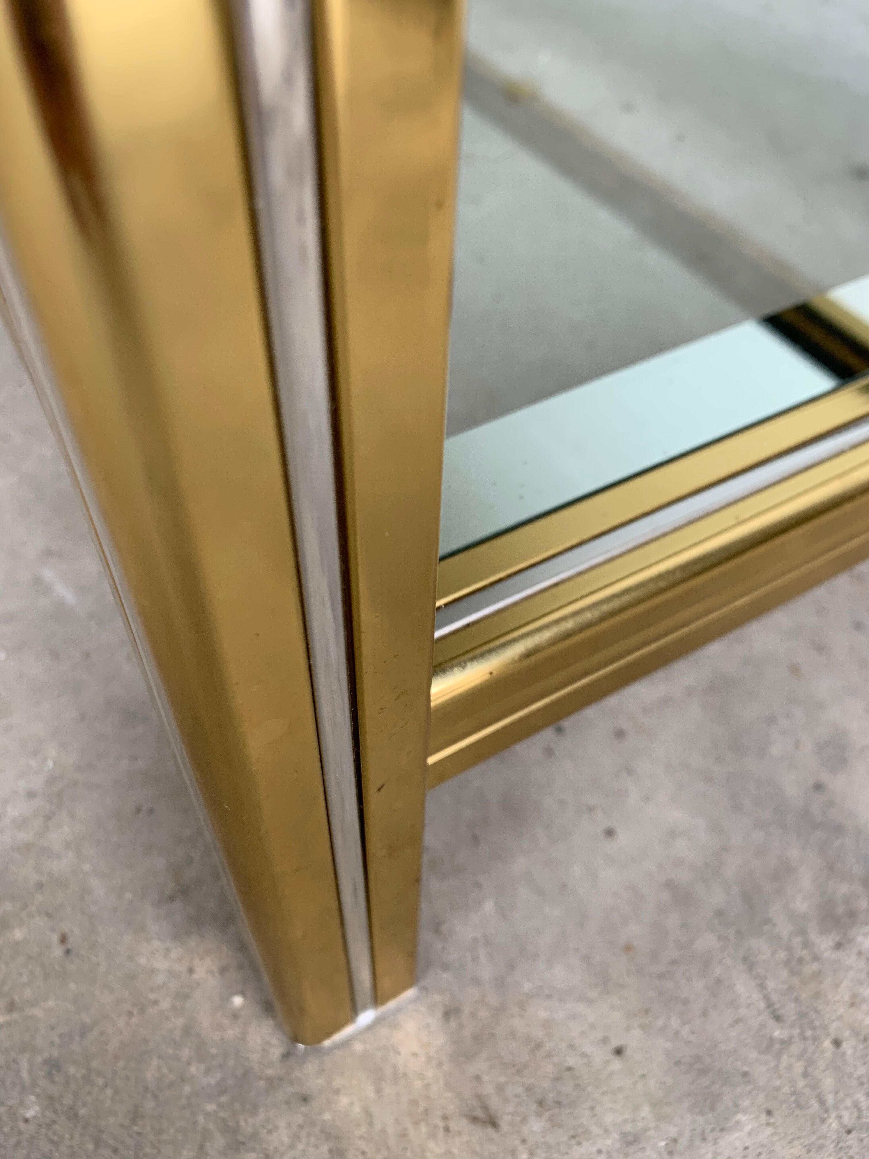 Golden coffee table style de Pierre Vandel, années 1970