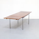Sven Ivar Dysthe extendable rosewood veneer dining table for Thereca