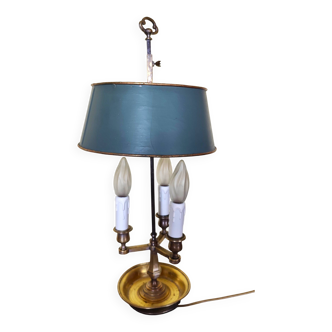 Three-light bouillotte lamp in gold metal, desk lamp.
