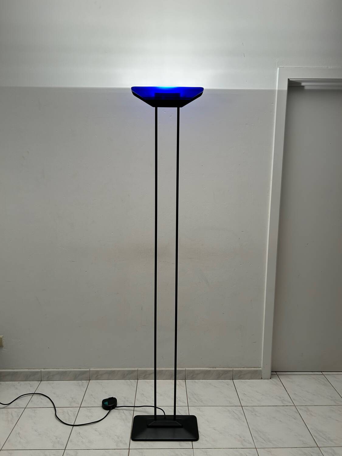 Tronconi model Frack Italian floorlamp 1980's