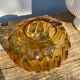 Cendrier en verre soufflé de Murano ambré marron boule torsadé