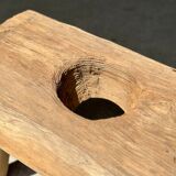 Side table in blond teak openwork tray