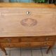 Bureau à pente d'époque Louis XVI en noyer du 18e siècle
