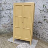 Armoire parisienne ancienne