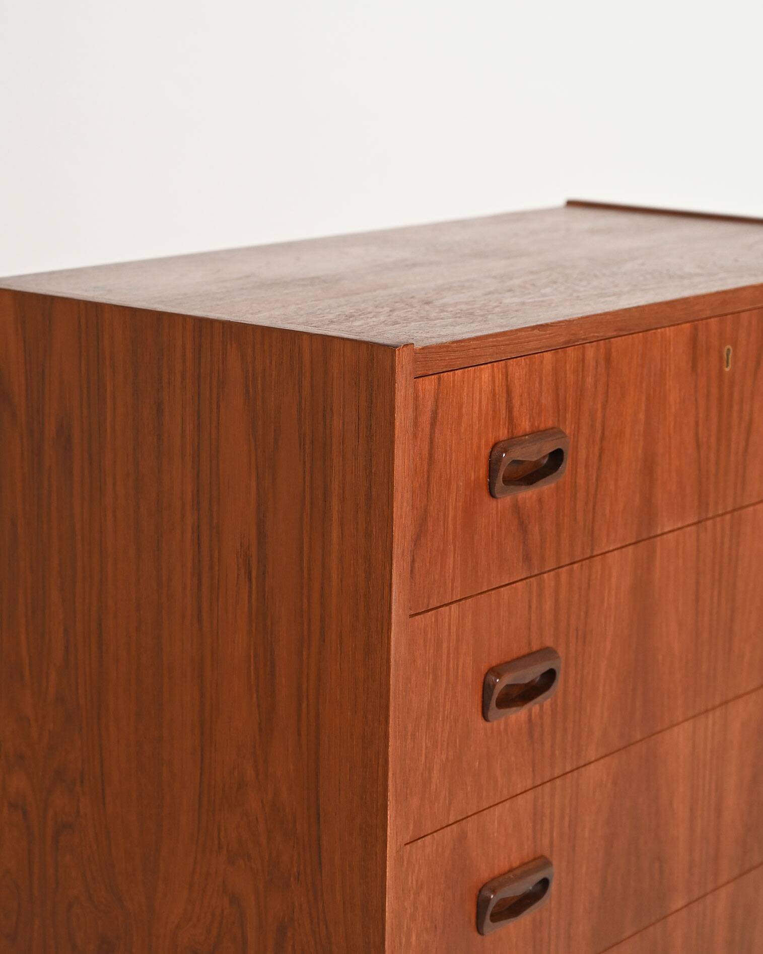 Commode haute en teck et chêne scandinave, années 1960