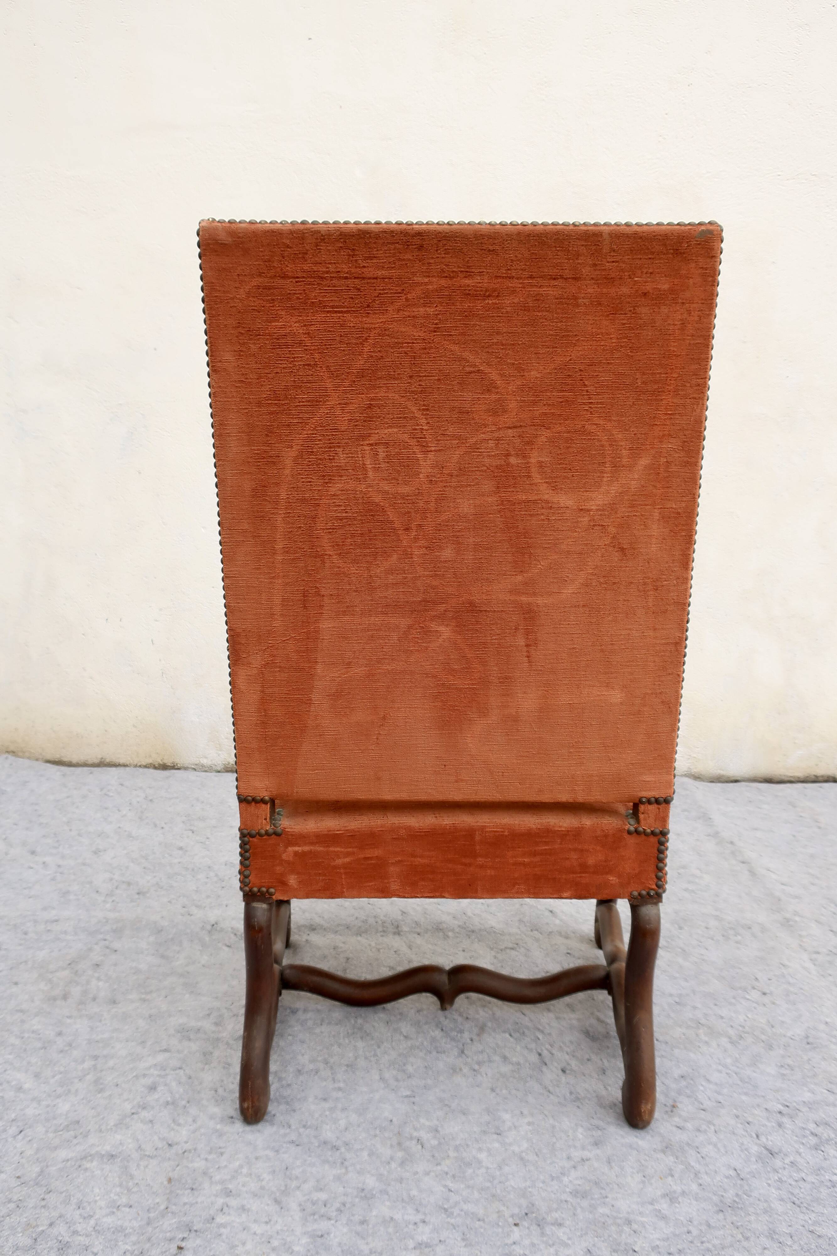 Vintage "sheep bone" armchair, Louis XIII style, walnut.