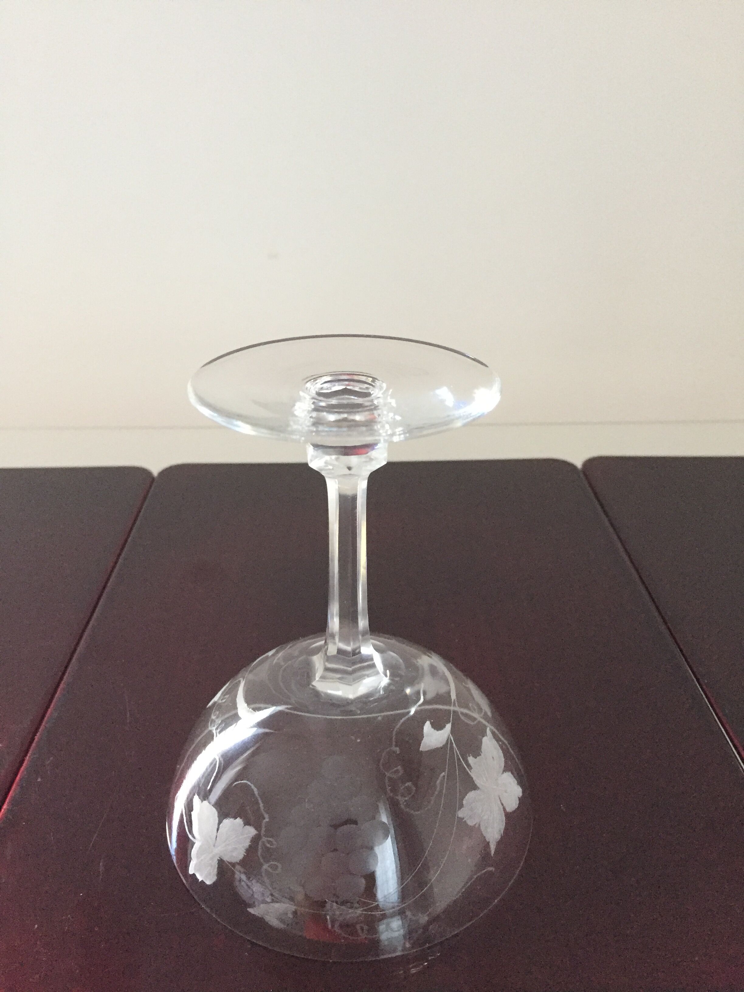 11 cups a champagne in crystal