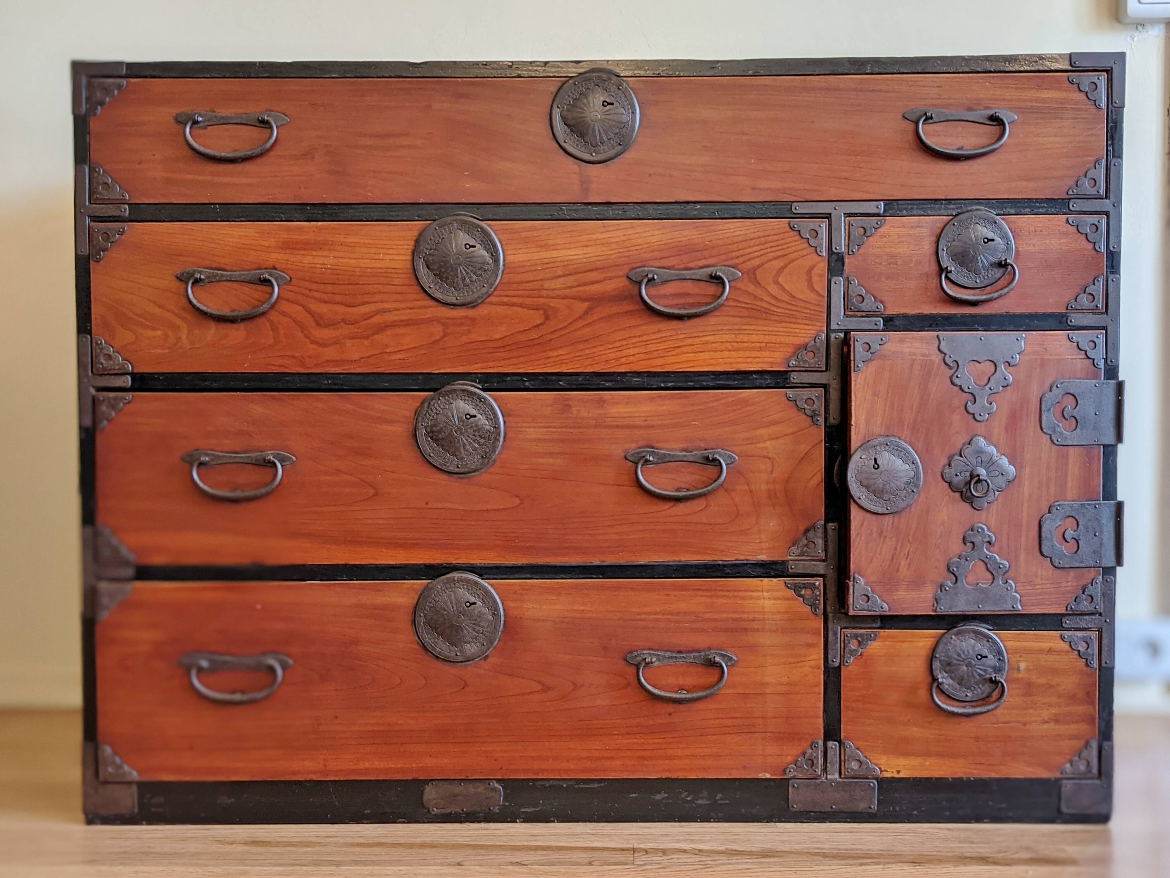 Commode ishô-dansu - Japon fin XIXe Meiji