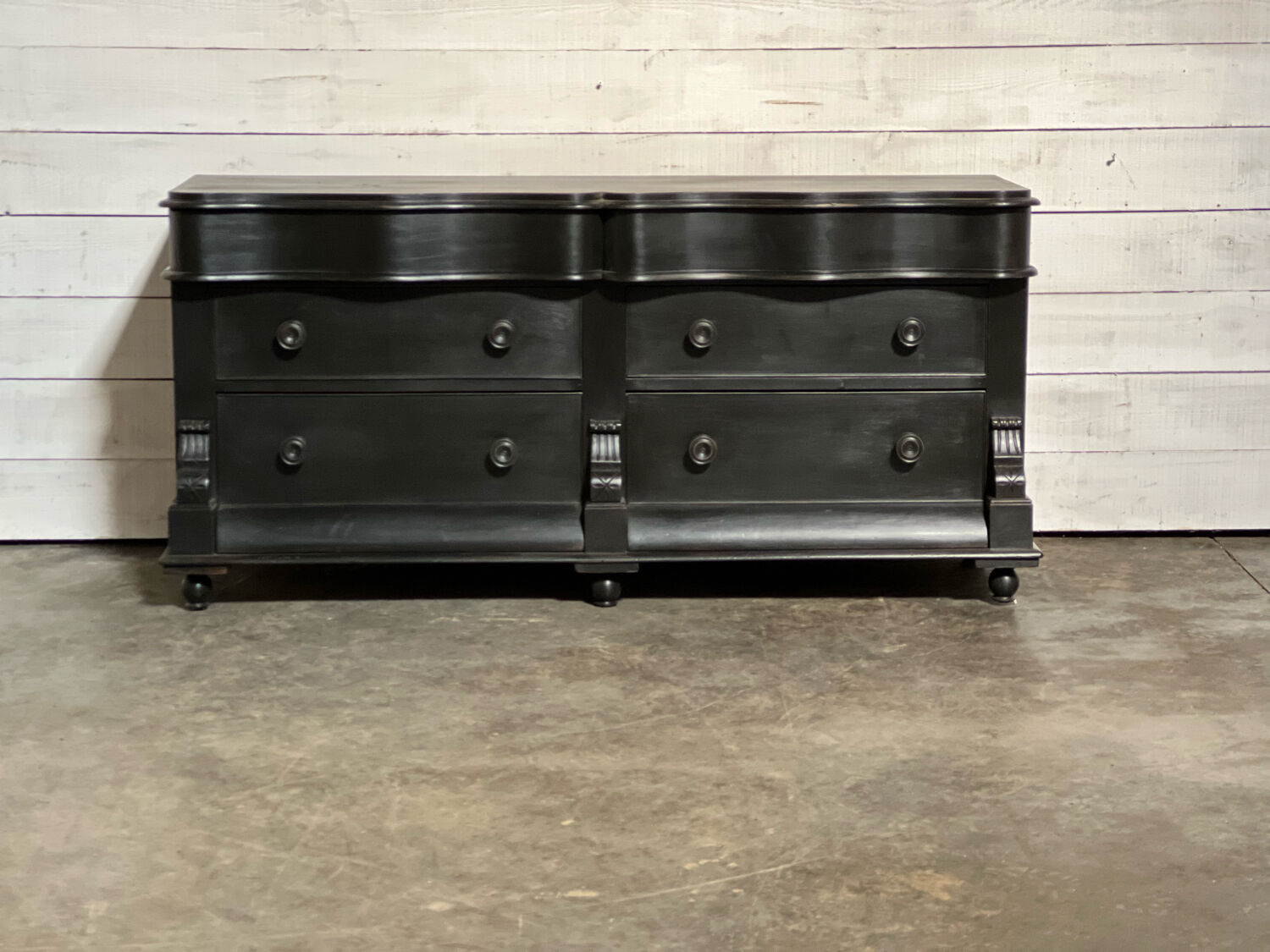 Old chest of drawers