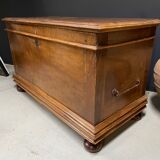 Coffre languedocien ancien bois haute époque meuble