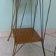 Tablette d'appoint en formica, 2 étagères, métal doré - Années 60