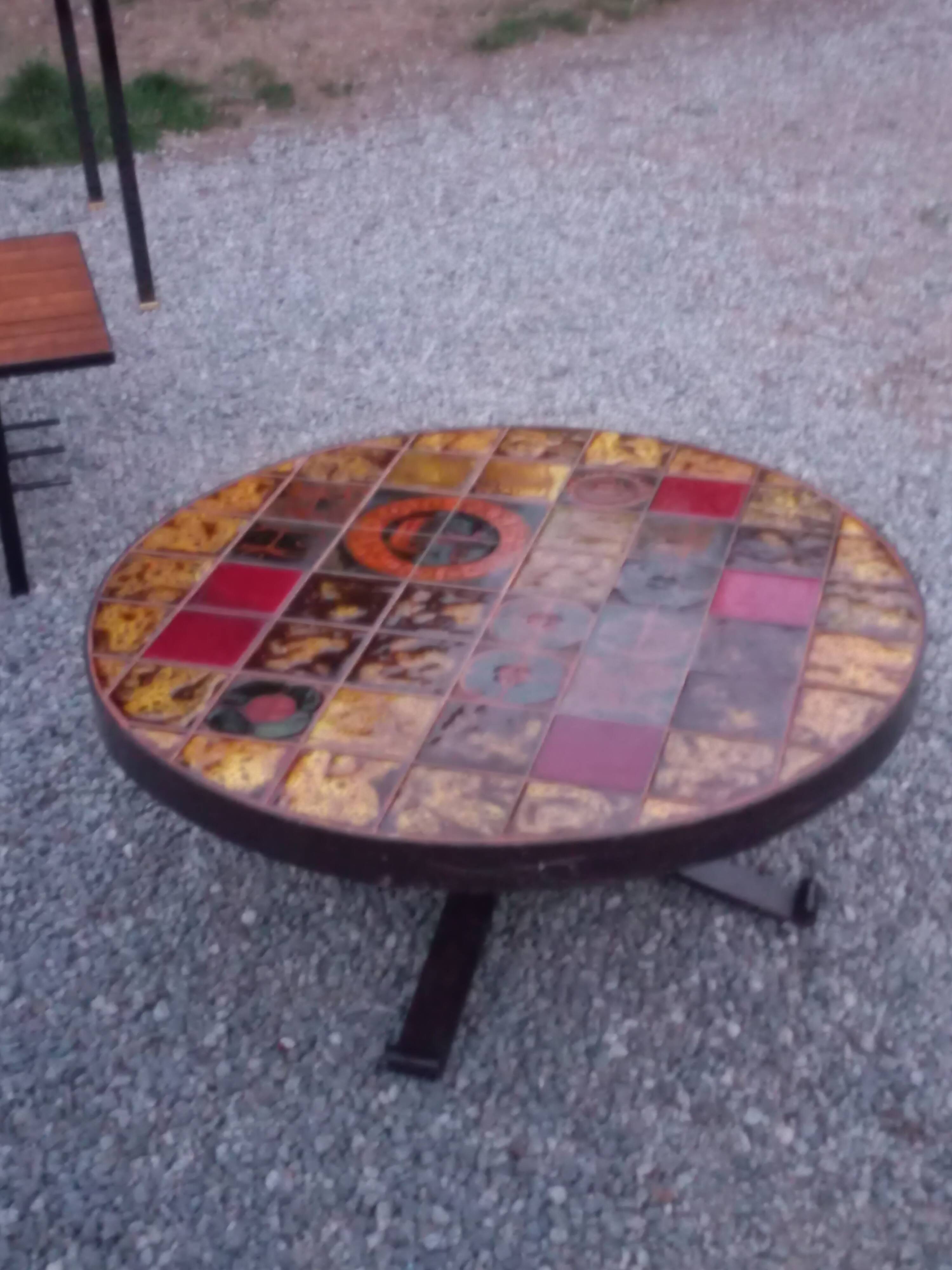 Table basse design Jean Gregorieff pour Roche Bobois céramique et métal