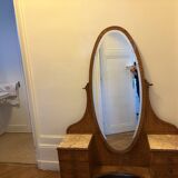 Art Deco hairdresser