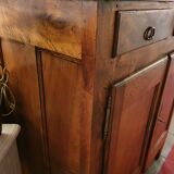 Buffet at the height of support period 18th in walnut