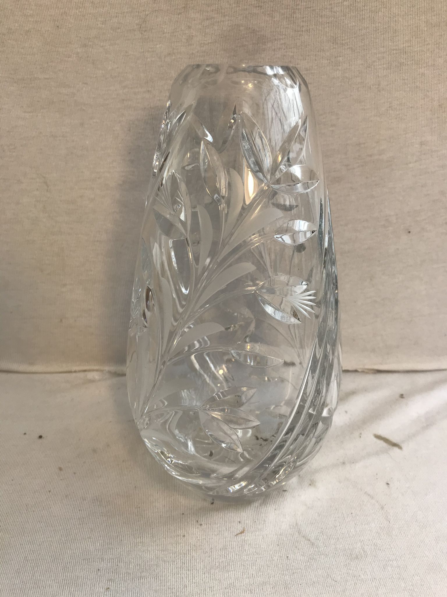 Antique crystal vase cut & polished flower design made in France