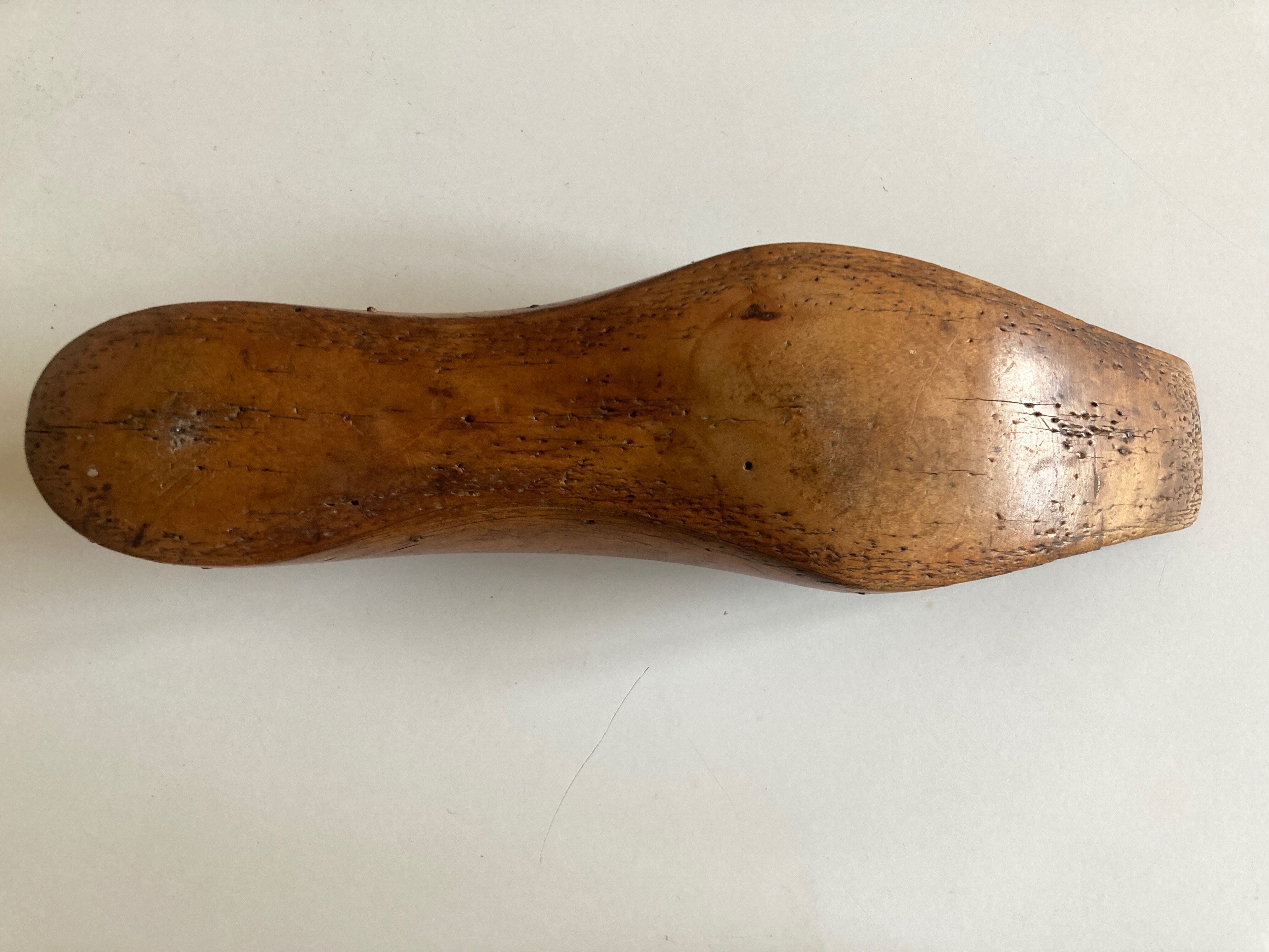 Belle Vivier 1960 ballerina workshop shoe mold