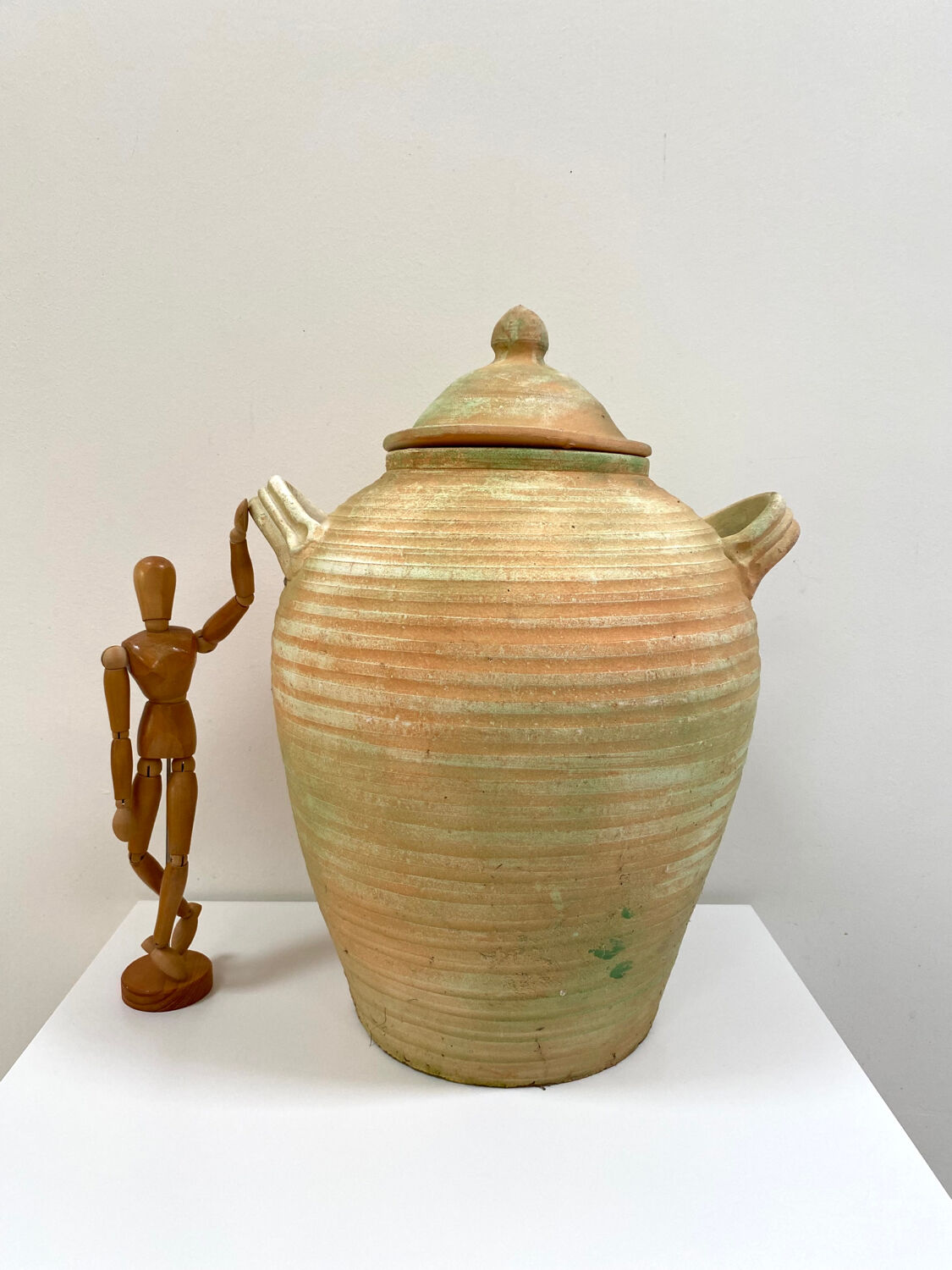 Terracotta jar 50cm