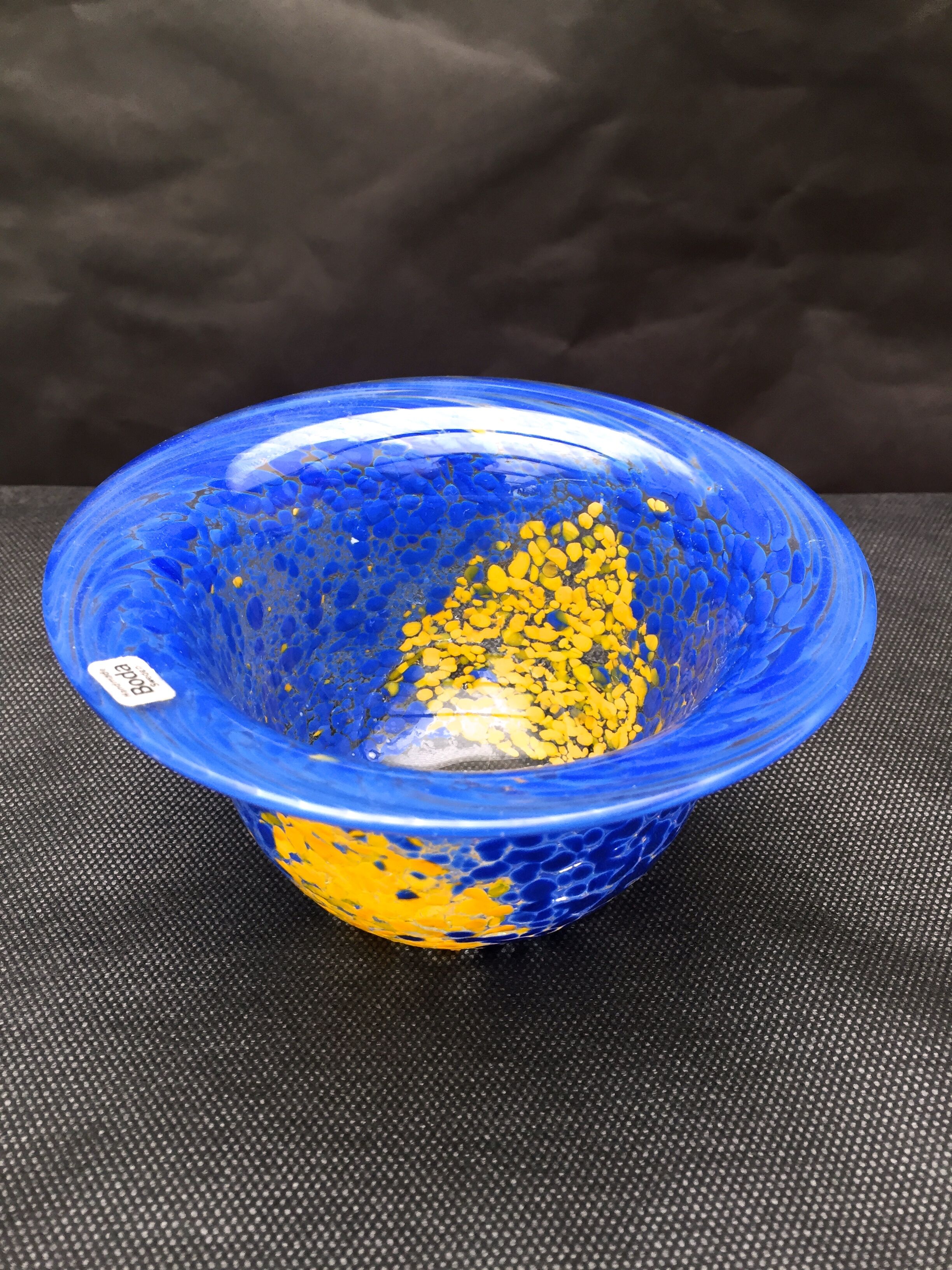 Vintage bol tintomara artist Ulrika Hydman vallien kosta boda glassware scandinavian design