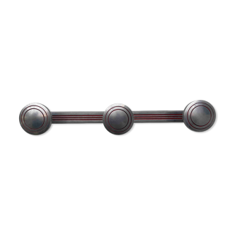 Aluminium wall hanger