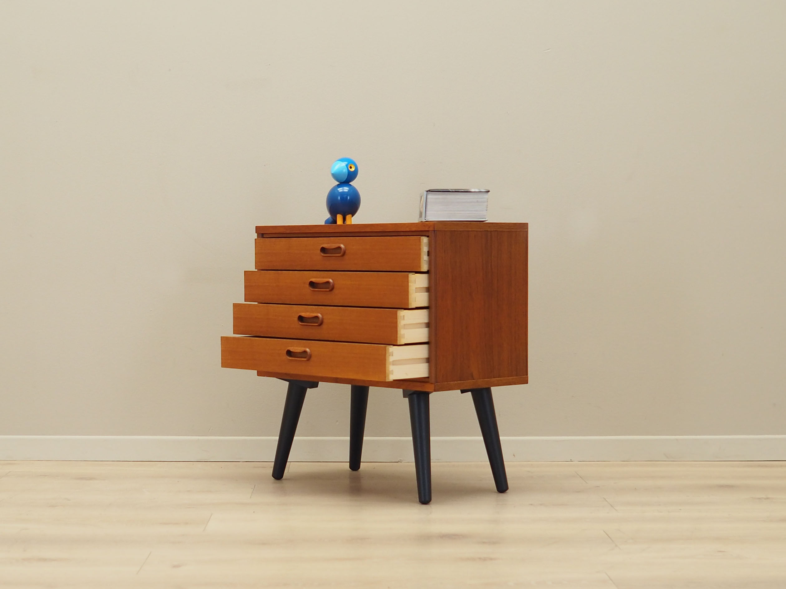 Teak chest of drawers, Danish design, 1970s, production: Denmark