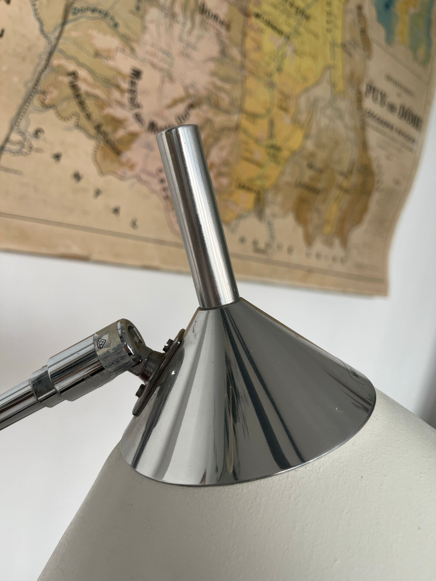 Grande lampe de bureau articulée
