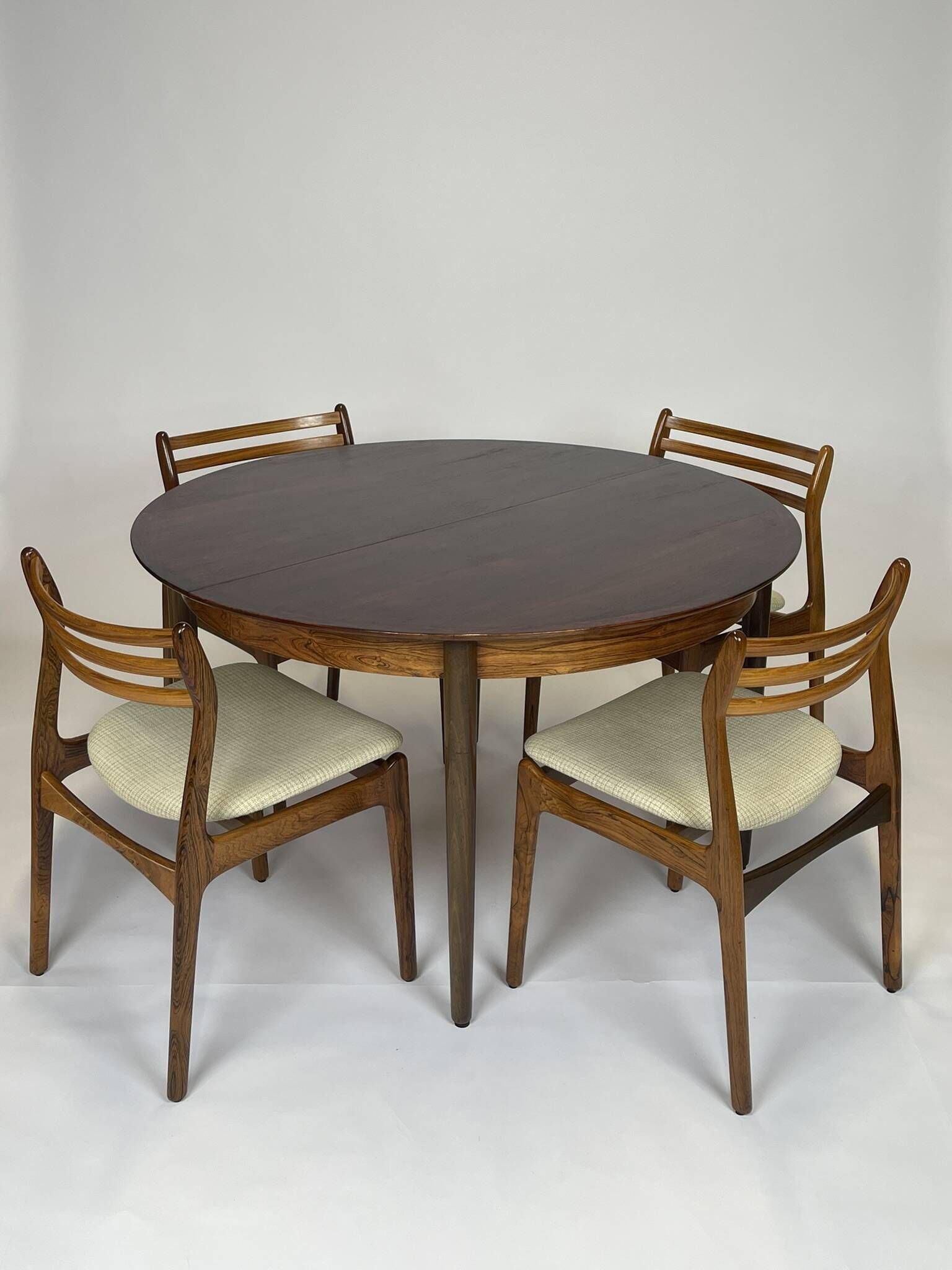 Table de salle à manger scandinave en palissandre année 60