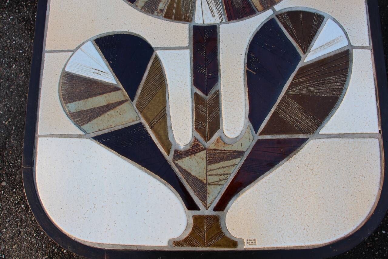 Roger Capron flower model coffee table