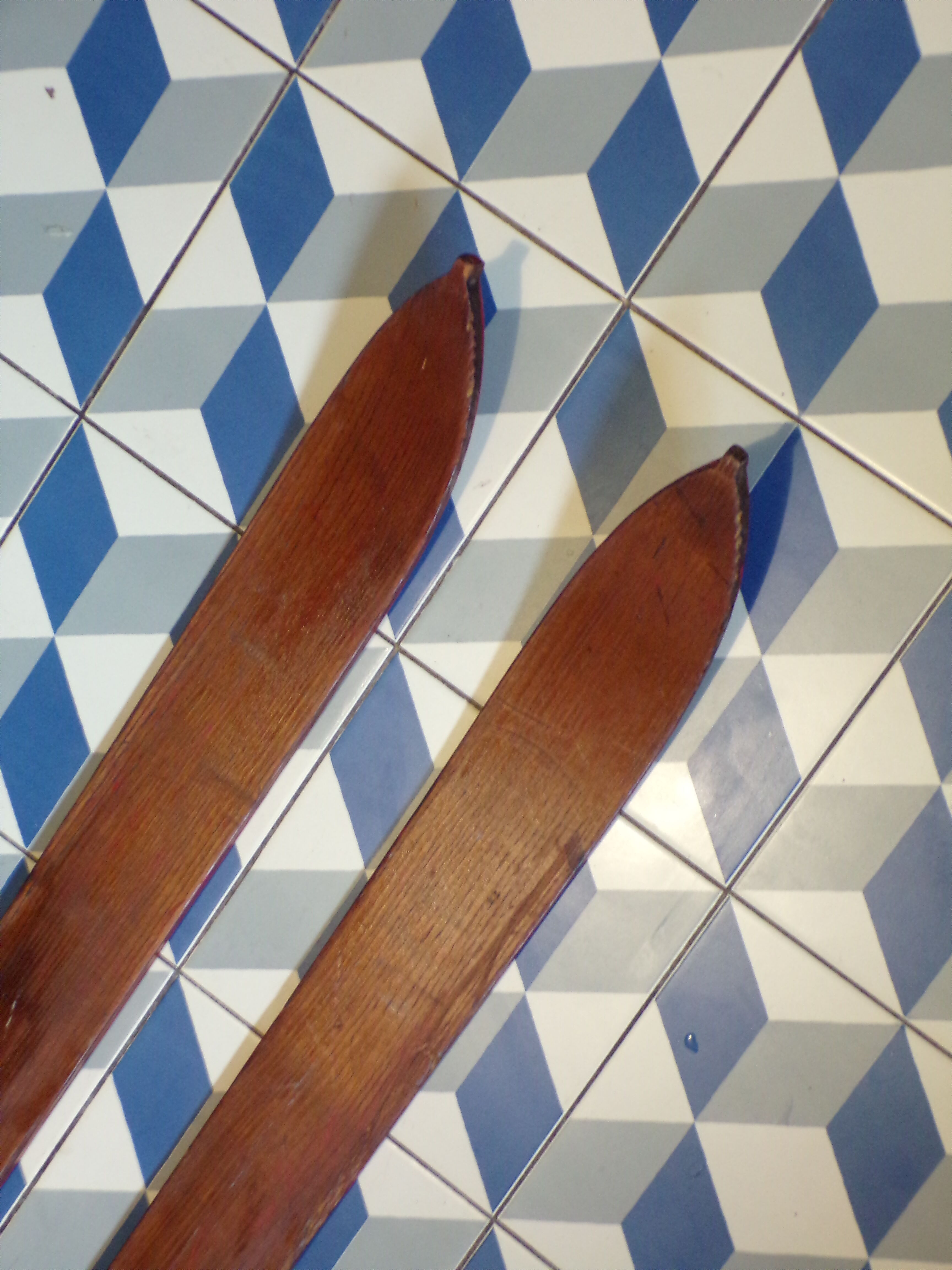Vintage wooden skis 185 cm
