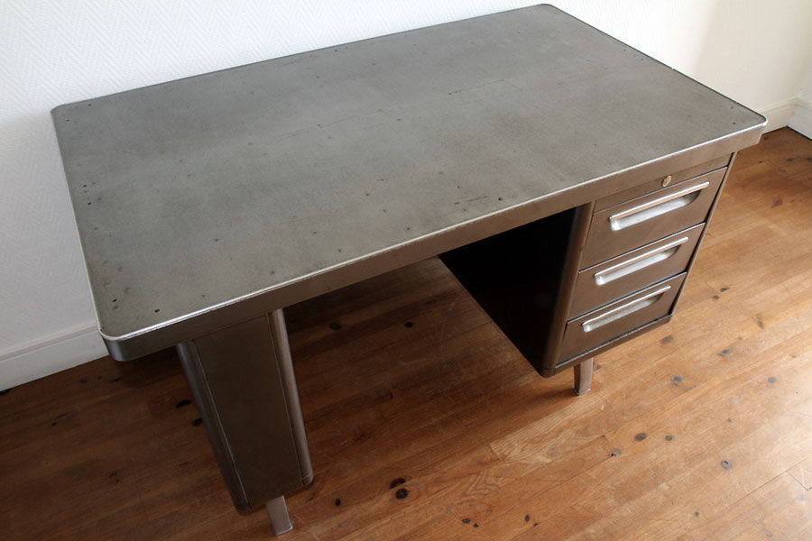 Industrial metal trade office pickled YAC