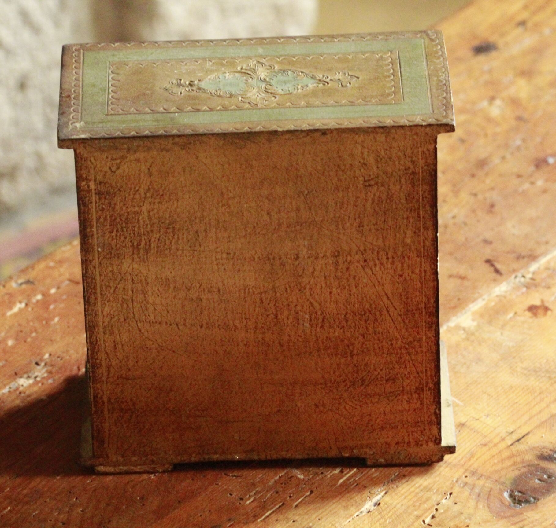 Florentine jewelry box